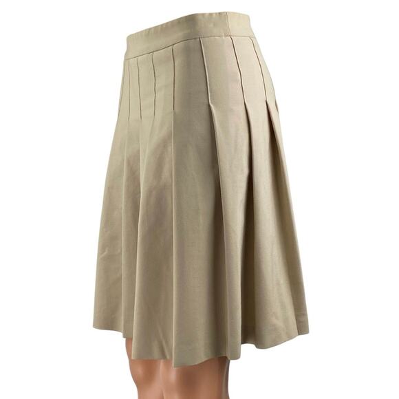 Aritzia Sunday Best Beige Pleated Back Zip Knee Length Flared A-Line Skirt Sz 4 - Picture 2 of 5